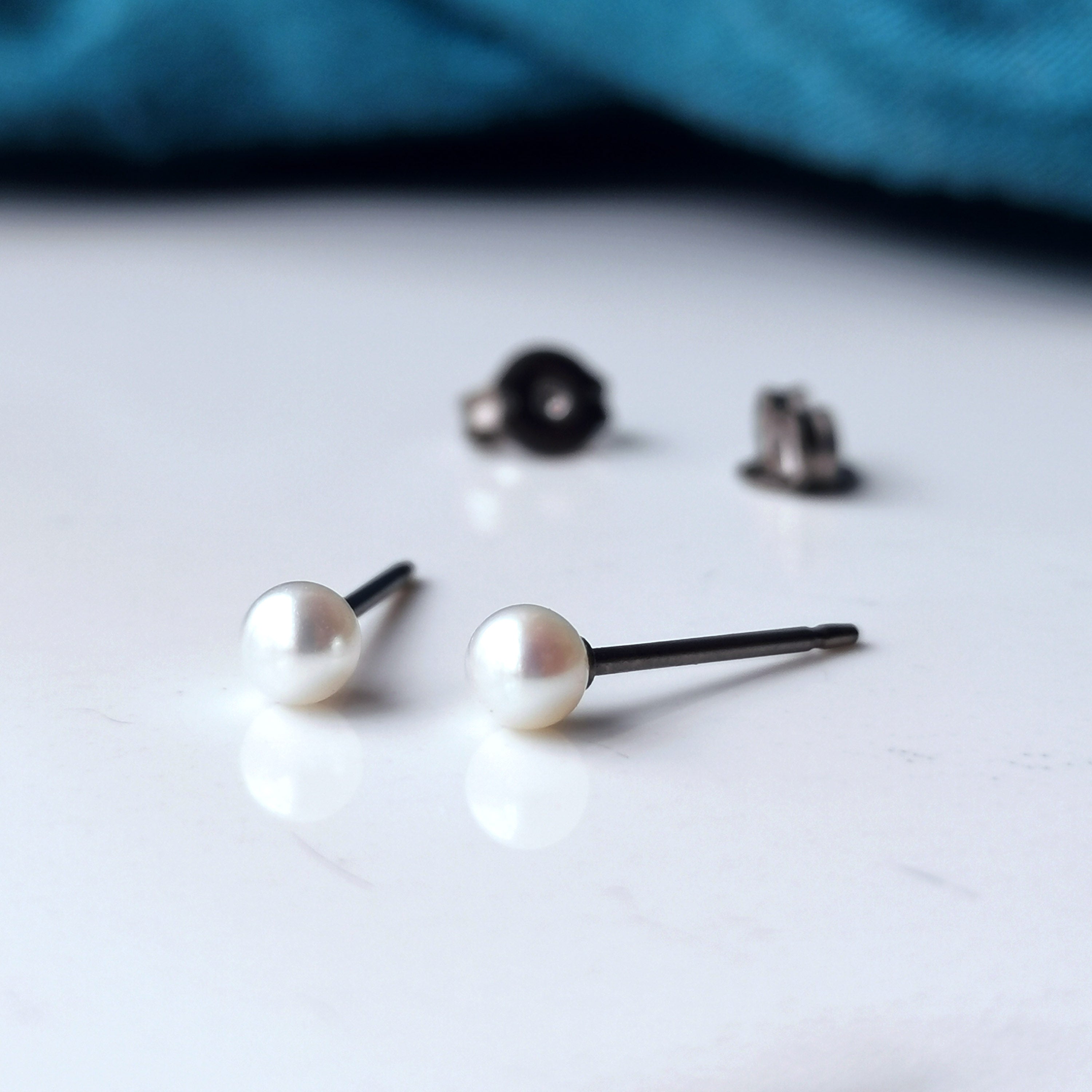 Allergy Free Bridal White Pearl Resin Post Stud Earrings 