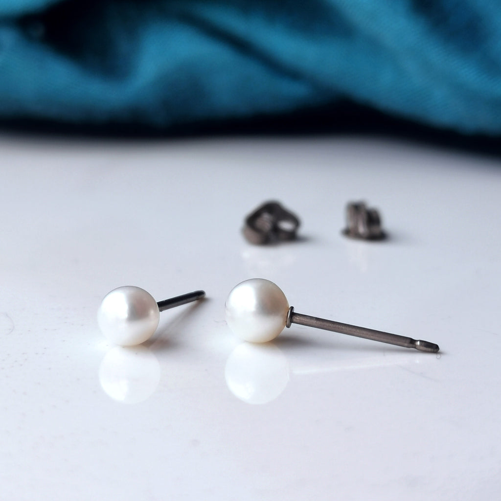 Freshwater Pearl Earrings - White Pearls and Hypoallergenic Titanium