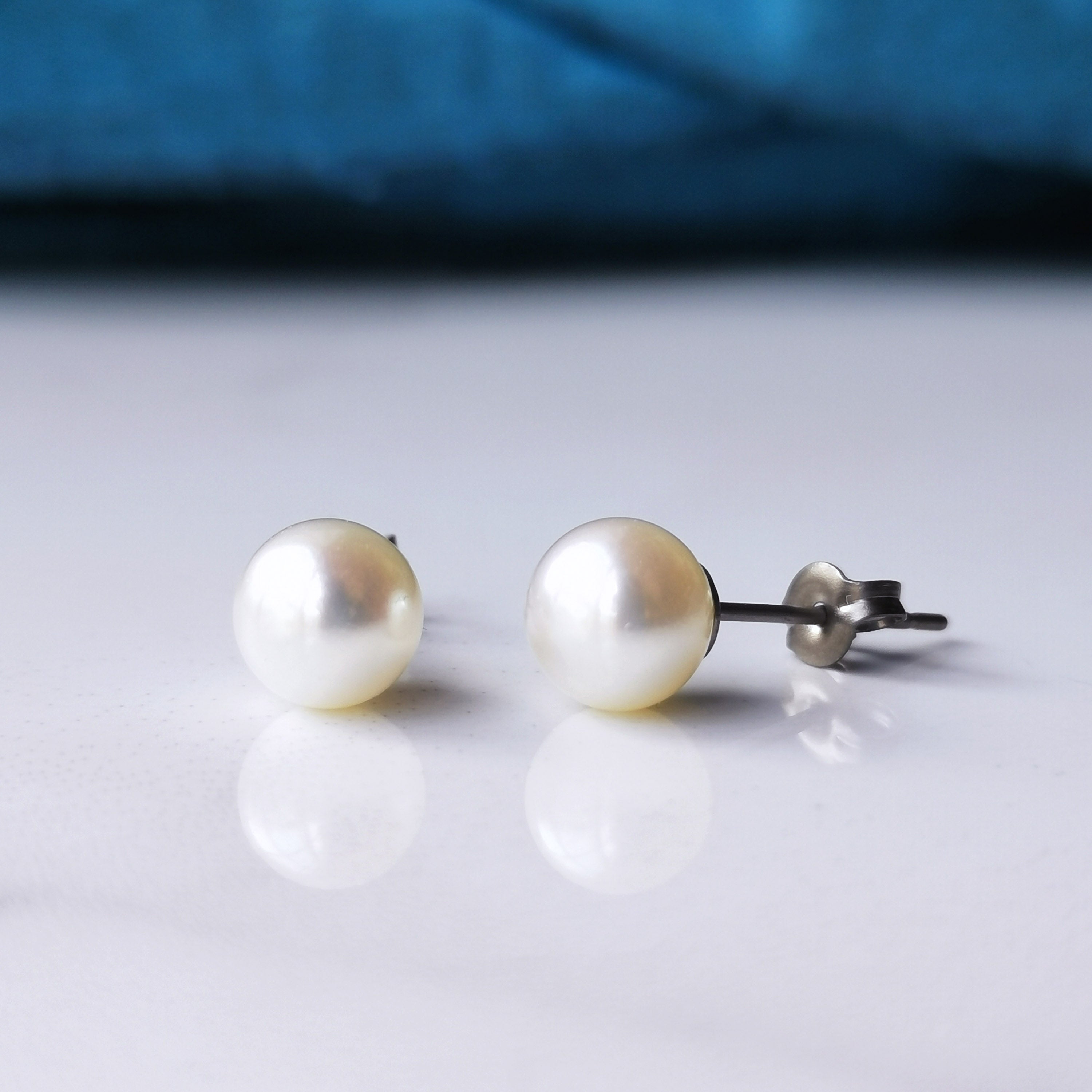 Large Freshwater Pearl Earrings - White Pearls and Hypoallergenic Titanium