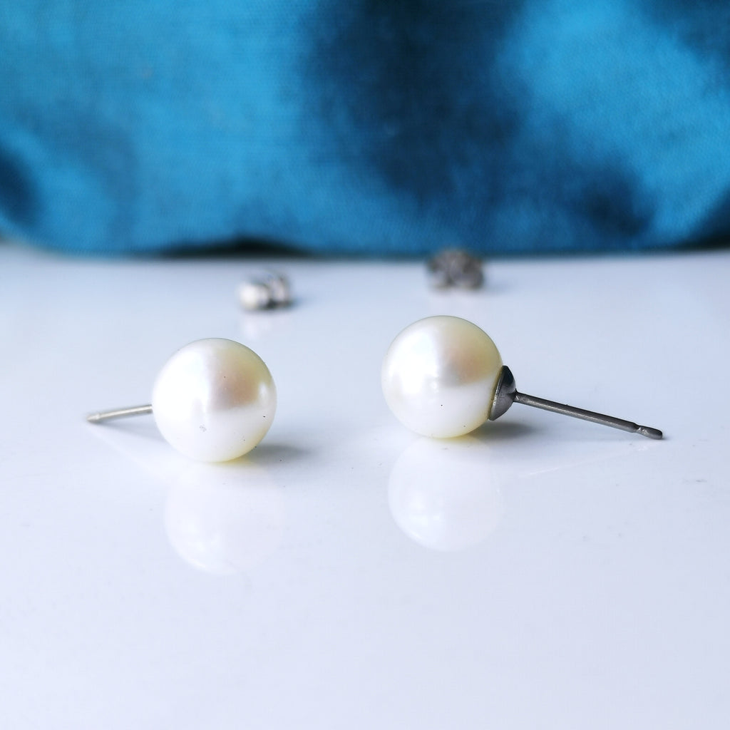 Large Freshwater Pearl Earrings - White Pearls and Hypoallergenic Titanium