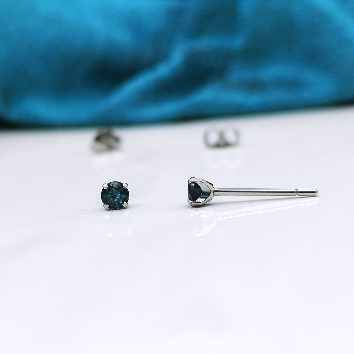 London blue topaz studs hypoallergenic titanium 3mm