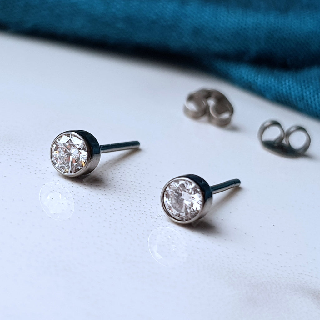 Ethical lab grown hypoallergenic titanium diamond earrings