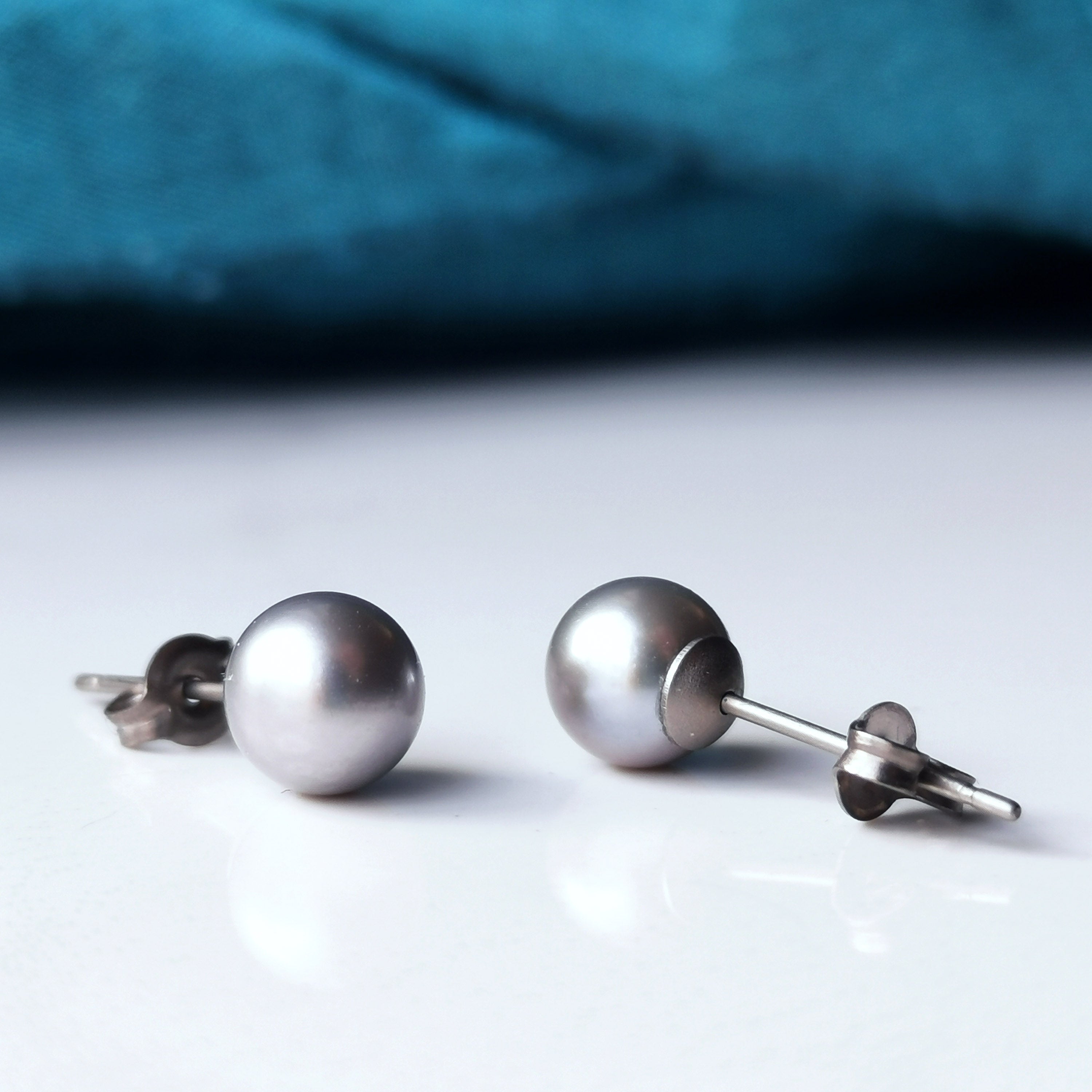 Freshwater Pearl Earrings - Grey Pearl Earrings and Hypoallergenic Titanium