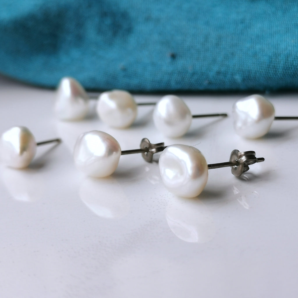 Titanium Baroque Pearl Earrings - White 7mm Keshi Real Pearl Studs.