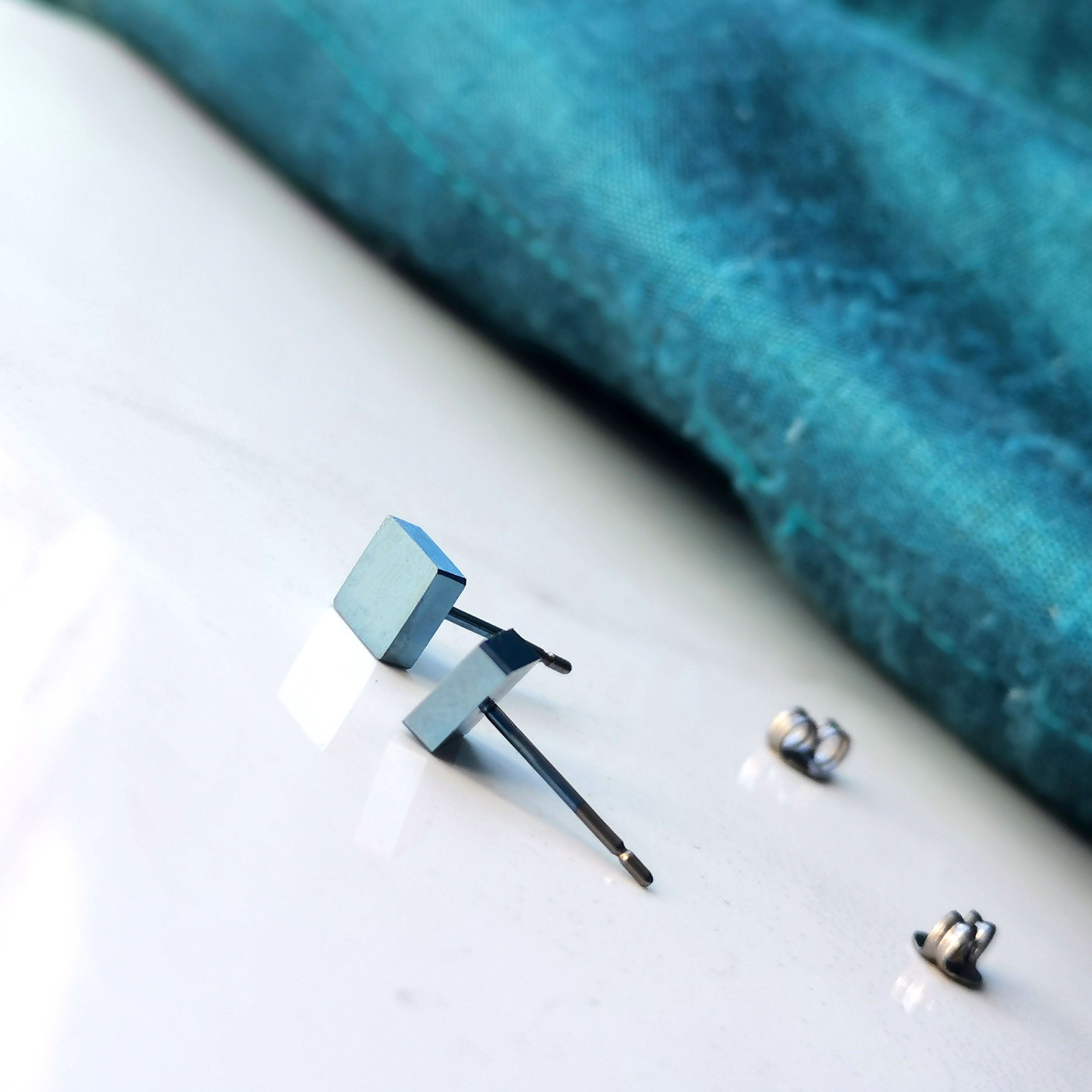 Titanium Stud Earrings - Square Earrings in 5 Colours - 5mm