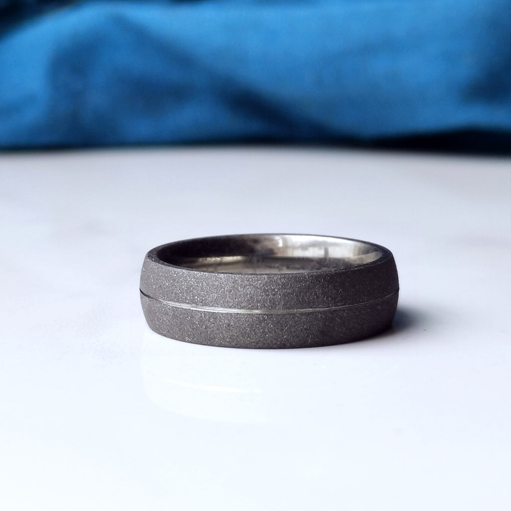 titanium ring mens textured uk